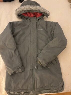 Columbia Youth Girls Waterproof Winter Parka Jacket with Faux Fur Hood